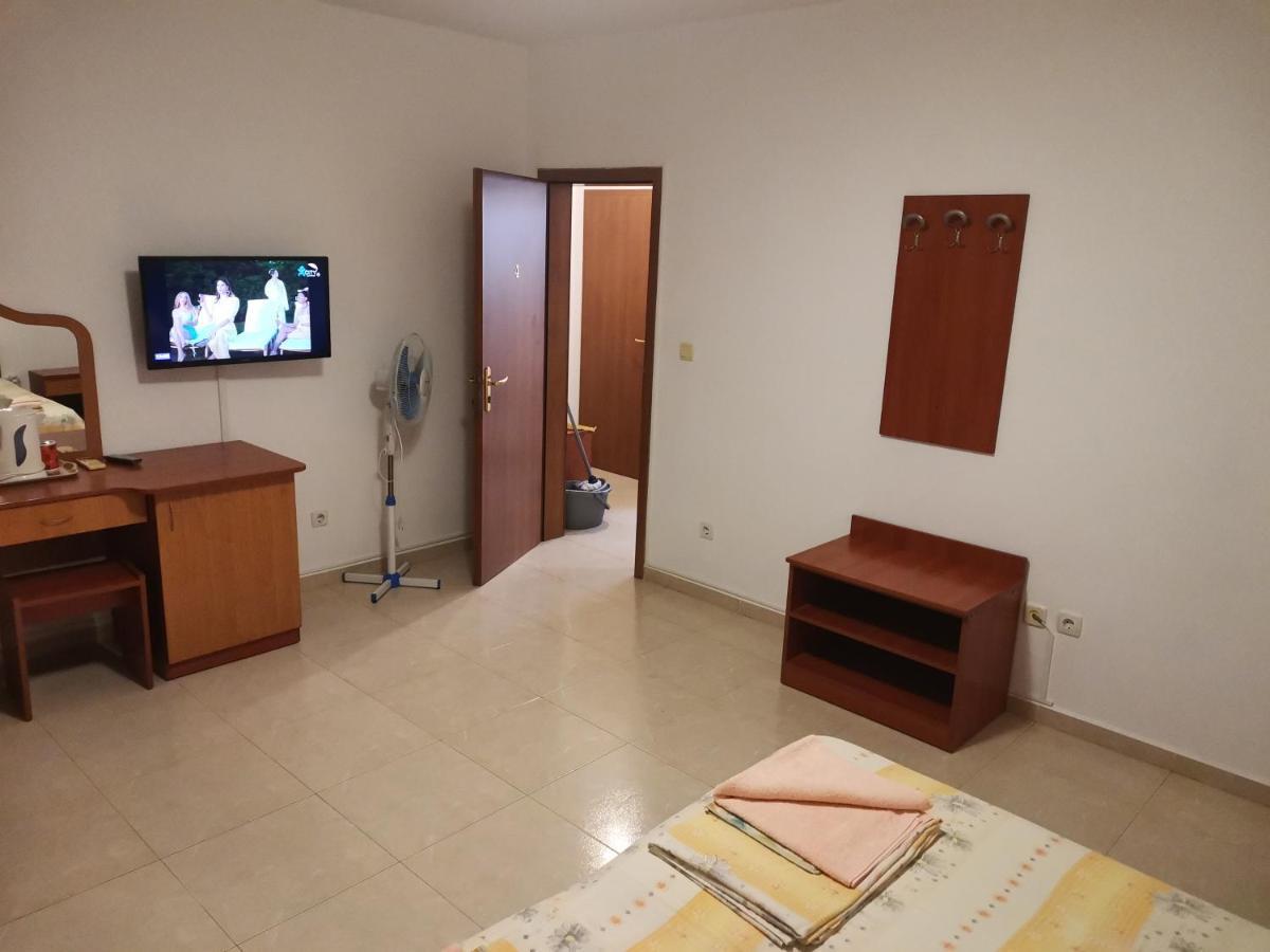 Къща За Гости Кадиеви Primorsko Exteriér fotografie